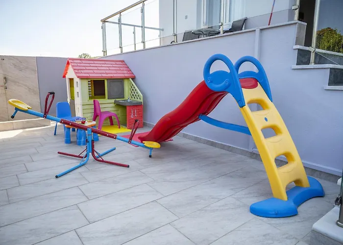 Aparthotel Dream 4*