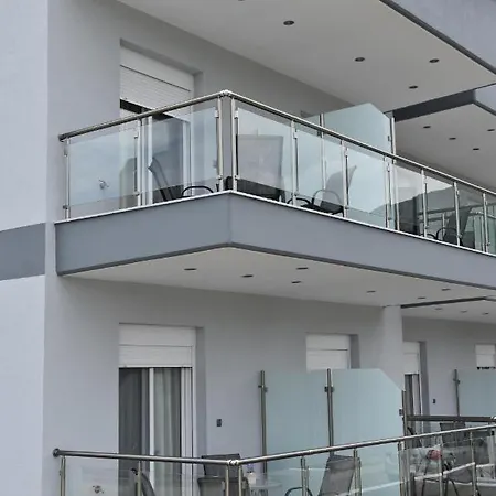 Dream מלון דירות 4*